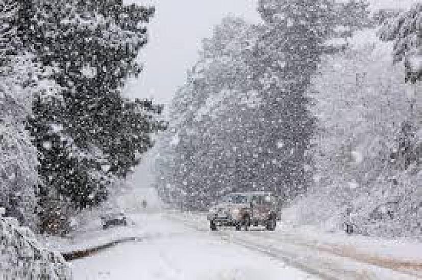 Rusiyada uşaq “qar tuneli”də 