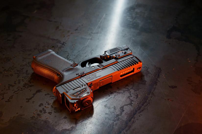 Uşaqlardan silah nümayişi - 