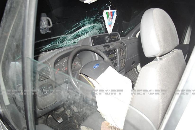 A minibus overturned in Samukh; there are dead and injured people.