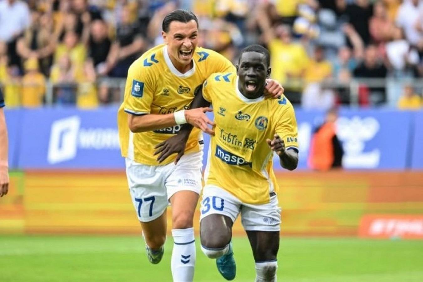 Renat Dadaşov karyerasını Macarıstanda