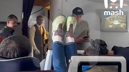 Təyyarədə sərnişinin etdikləri gündəm oldu – 