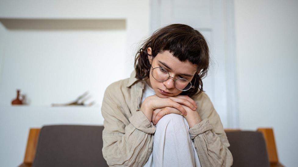 Uzunmüddətli subaylıq gənclərin psixoloji durumuna 