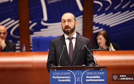 Mirzoyan AŞPA-da Azərbaycanla sülhdən 