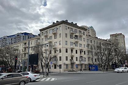 Təbriz küçəsində 