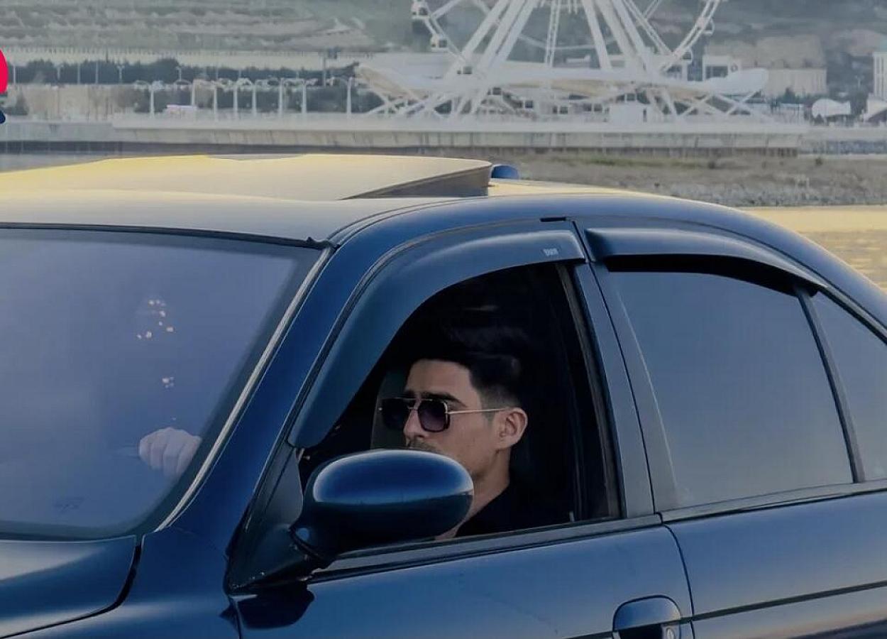 26 yaşlı vəzifəli şəxs “BMW” ilə törətdiyi ağır qəzada 