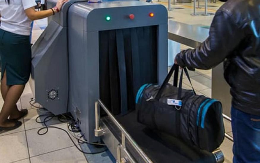 Vəzifəli şəxs 18 kq qızılla tutuldu - 