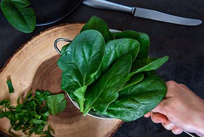 İspanaq nə vaxt faydalıdır, nə vaxt ehtiyatlı olmaq lazımdır?