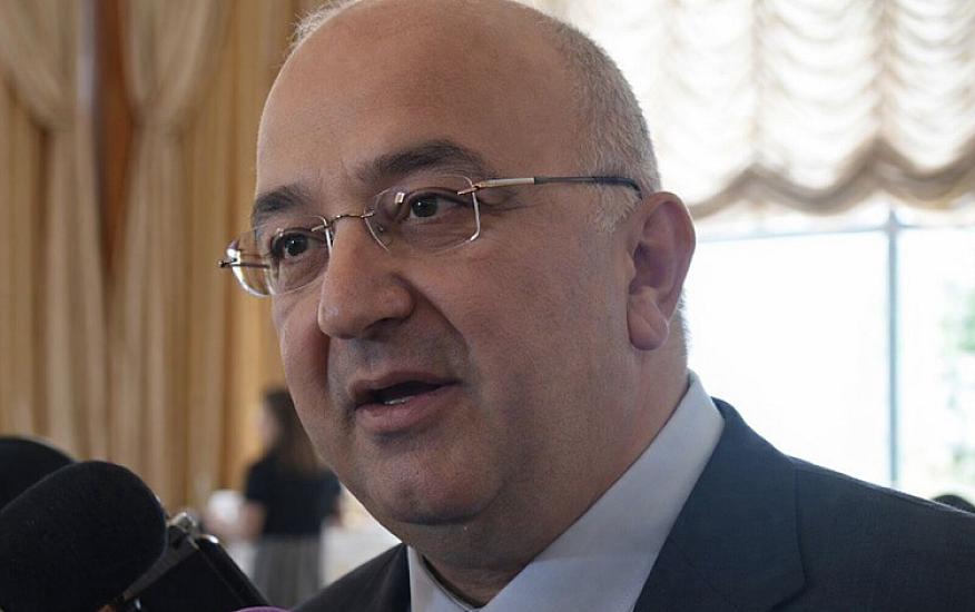 Sabiq nazirə artıq pensiya ödənilibmiş - 