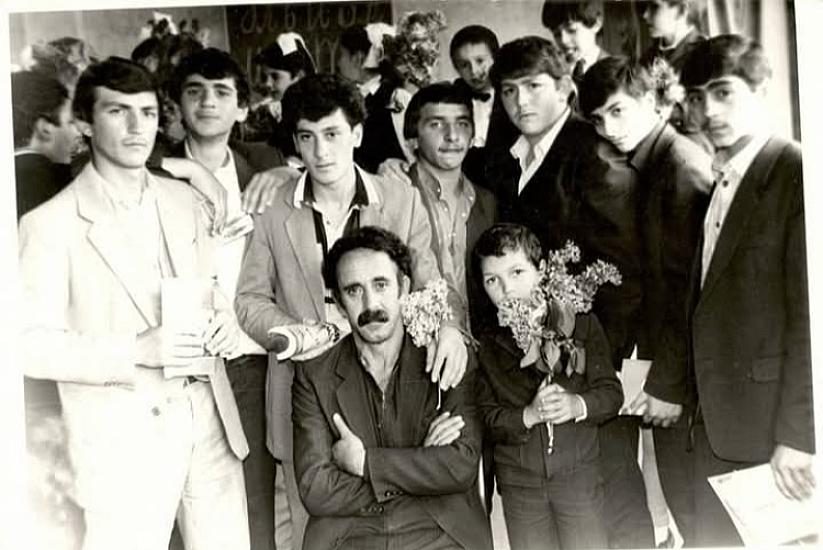 Əvəzsiz müəllim -