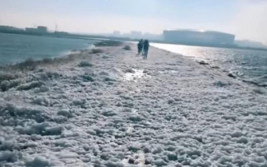 Böyükşor gölünün ətrafını bürüyən köpük yuyucu vasitələrlə bağlı ola bilər - 