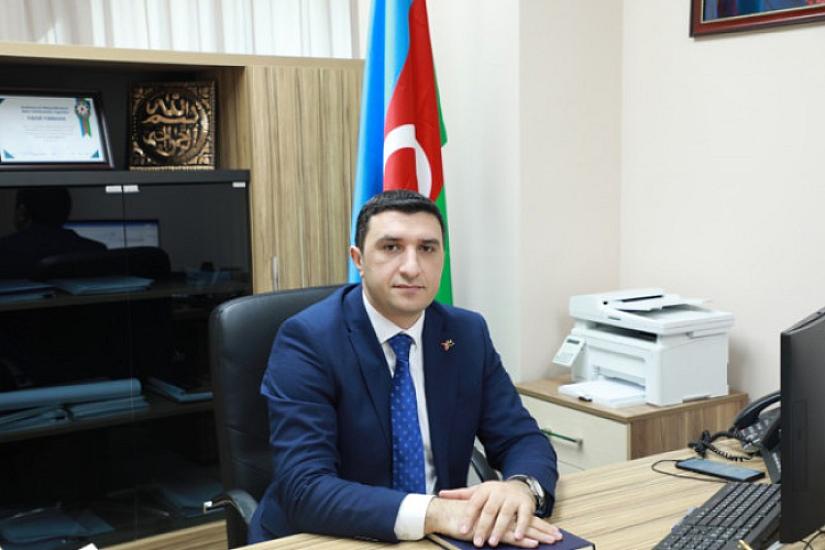 Sədrin müşaviri sektor müdiri 