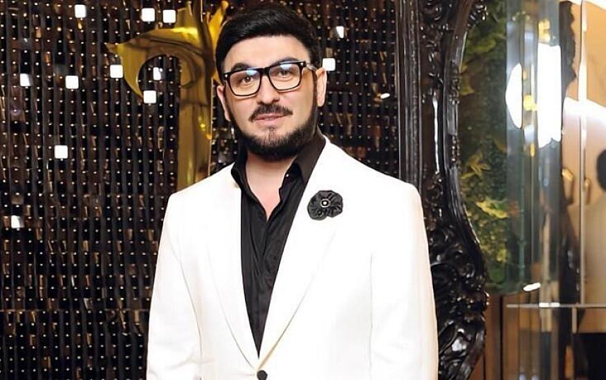 Tolik's sister is marrying a relative of this famous TV host.