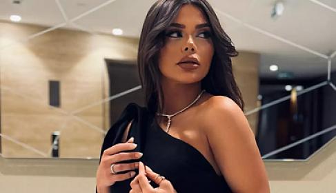 Aysunun maşınını vurdular - 