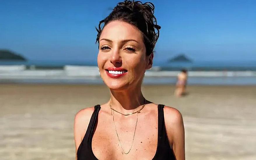 "Canlı Barbi”nin meyiti ekshumasiya olundu