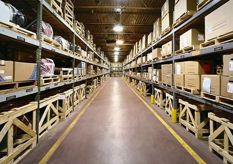 Zavodda GÜCLÜ PARTLAYIŞ: 