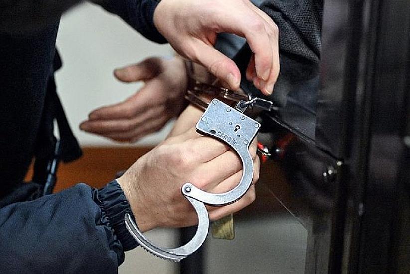 Pul verməkdən imtina etdiyi üçün