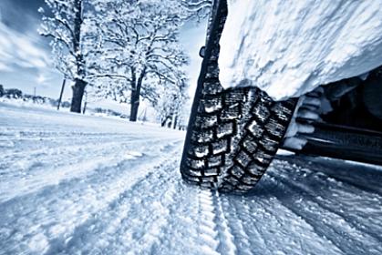Yol polisindən əlverişsiz hava şəraiti ilə bağlı