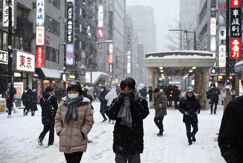 Yaponiyada güclü qar səbəbindən 