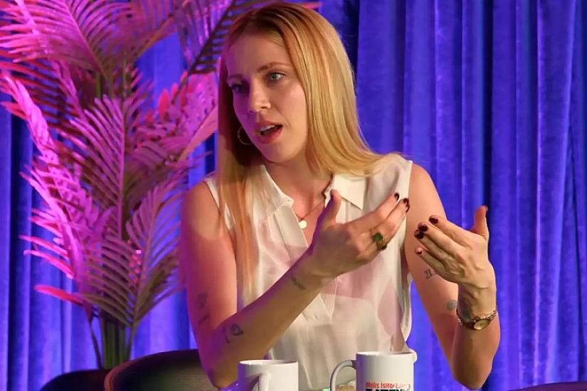 Türkiyəli aparıcının dedikləri qalmaqala səbəb oldu: 