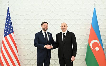 İlham Əliyevlə Cey Di Vens mətbuata bəyanatlarla çıxış ediblər - 