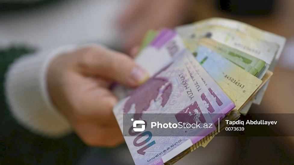 Məktəbdə kamera qalmaqalı: 