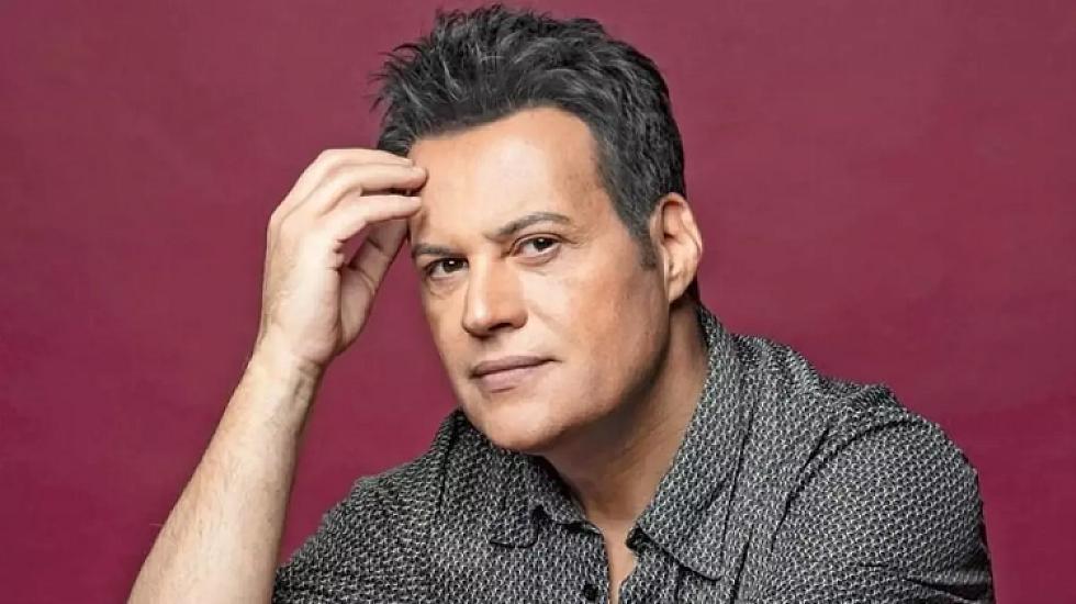 Məşhur müğənni 20 min 