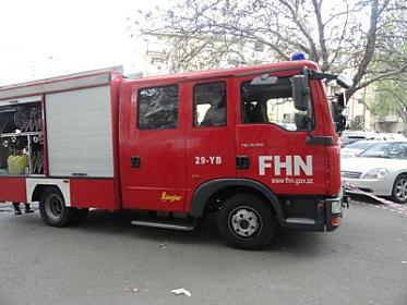 "Xarı Bülbül" restoranında 