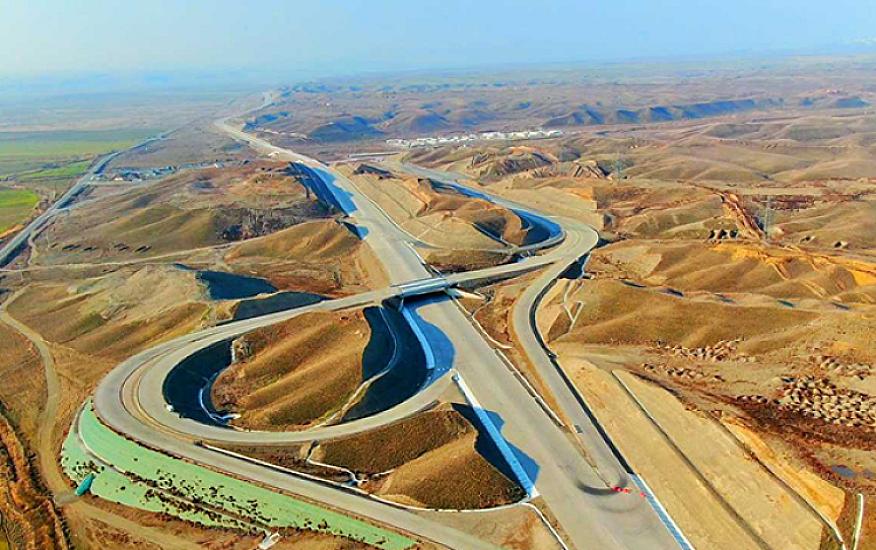 How much profit does the Zangezur corridor promise to Azerbaijan?