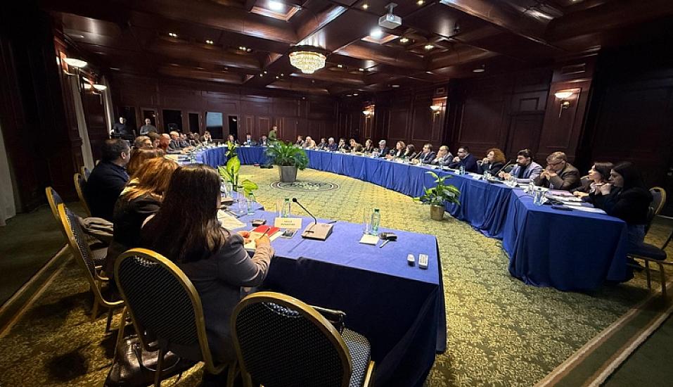 Azərbaycanlılar 35 saat Ermənistanda nələrdən danışdılar?