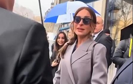 “Qadın paltarında səfirlikdə gizlənən siz idiz?..” - 