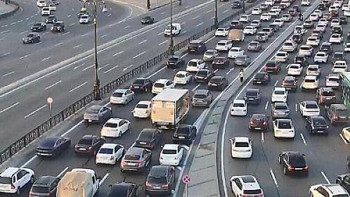 Bakının bu küçələrində sıxlıq var - 