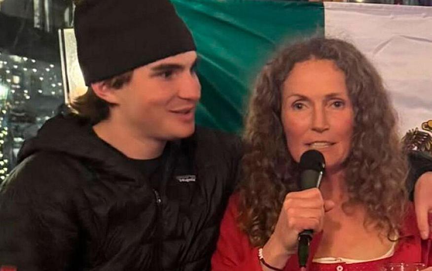 İlk dəfə ana və oğul 