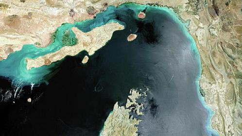 İran Hörmüz boğazını 