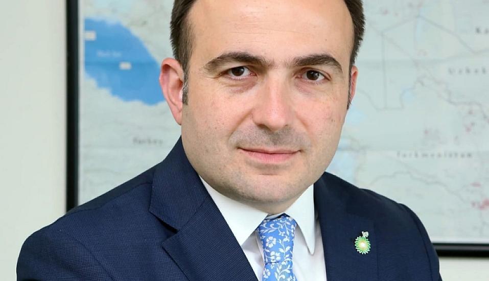 Britaniya kralı azərbaycanlıya 