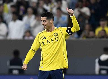 Ronaldo did this too: