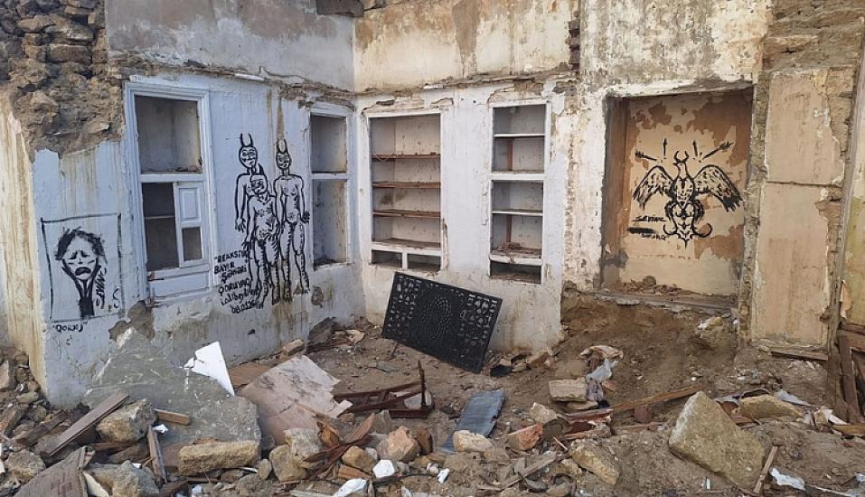 Houses were demolished in Baku, satanic drawings were revealed on their walls -