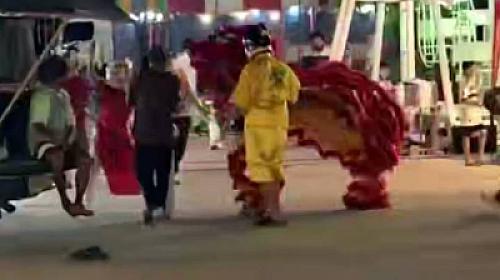 Police officers to catch the thief