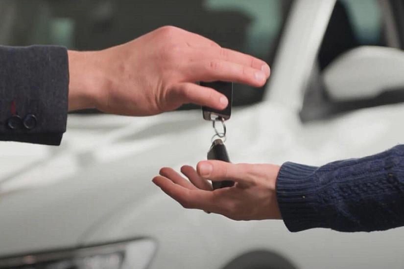 Azərbaycanda bu şəxslərə pulsuz avtomobil 