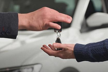 Azərbaycanda bu şəxslərə pulsuz avtomobil 