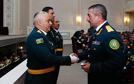 Təqaüdə göndərilən 43 yaşlı generala 