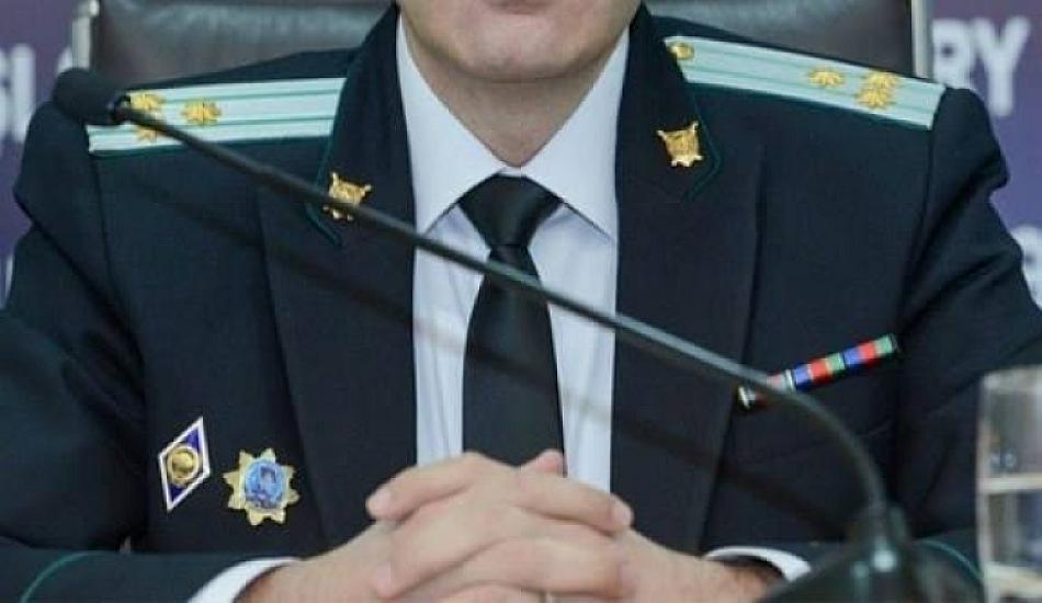 Prokurorluğun vəzifəli şəxsi 