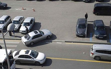 Qeyri-qanuni parklanma ilə bağlı sürücülərə - 