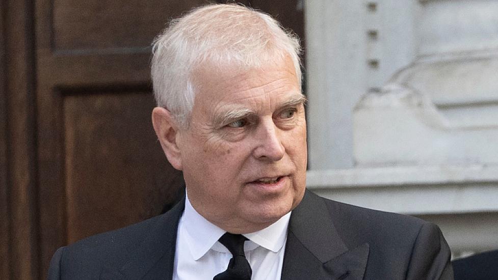 Kral Çarlzın qardaşına qadağa: Vindzor bundan məhrum edildi