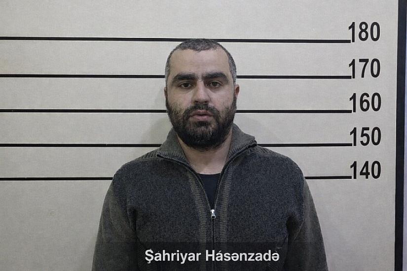 Özünü televiziya əməkdaşı kimi təqdim edən şəxs