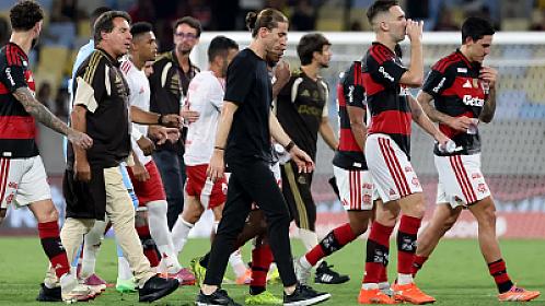 “Flamenqo” 8:0 hesablı qələbədən sonra baş məşqçini