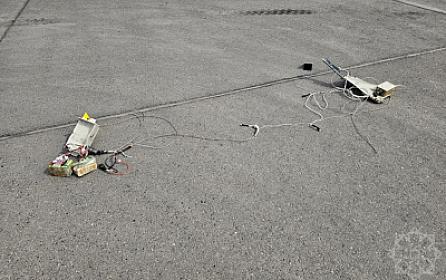 Aeroporta düşən dronun qalıqları - 