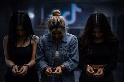 Əxlaqsızlıq yuvası, yoxsa sosial şəbəkə? – 