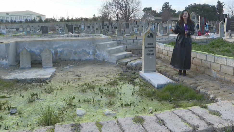 Maştağada qəbirləri su basıb