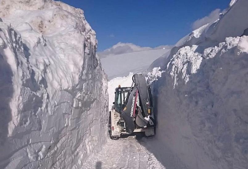 В этой стране толщина снега достигла 4 метров -