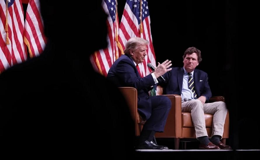 Trampla Karslon arasında gərginlik: 